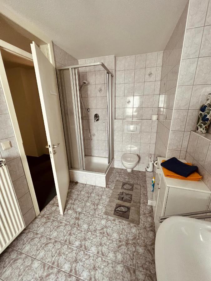Komplette Wohnung In Wendelstein Bei Nuernberg - Messenaehe Extérieur photo
